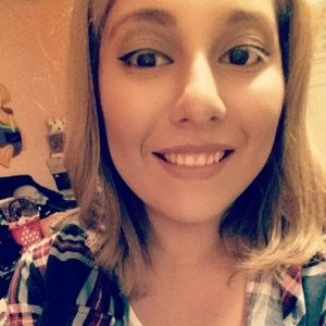 Meet your Posher, Roxana